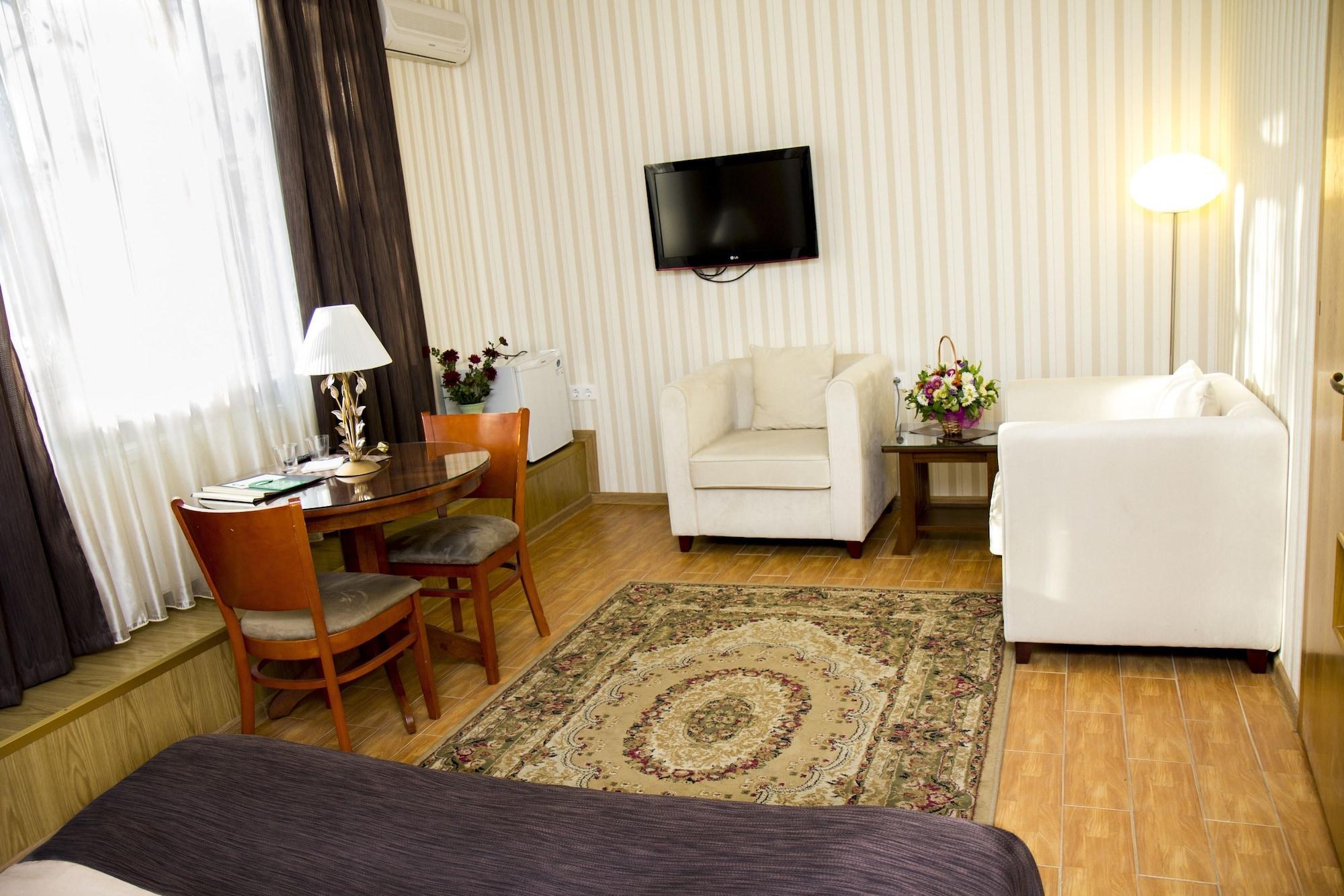 Klassik Hotel تشيسيناو المظهر الخارجي الصورة
