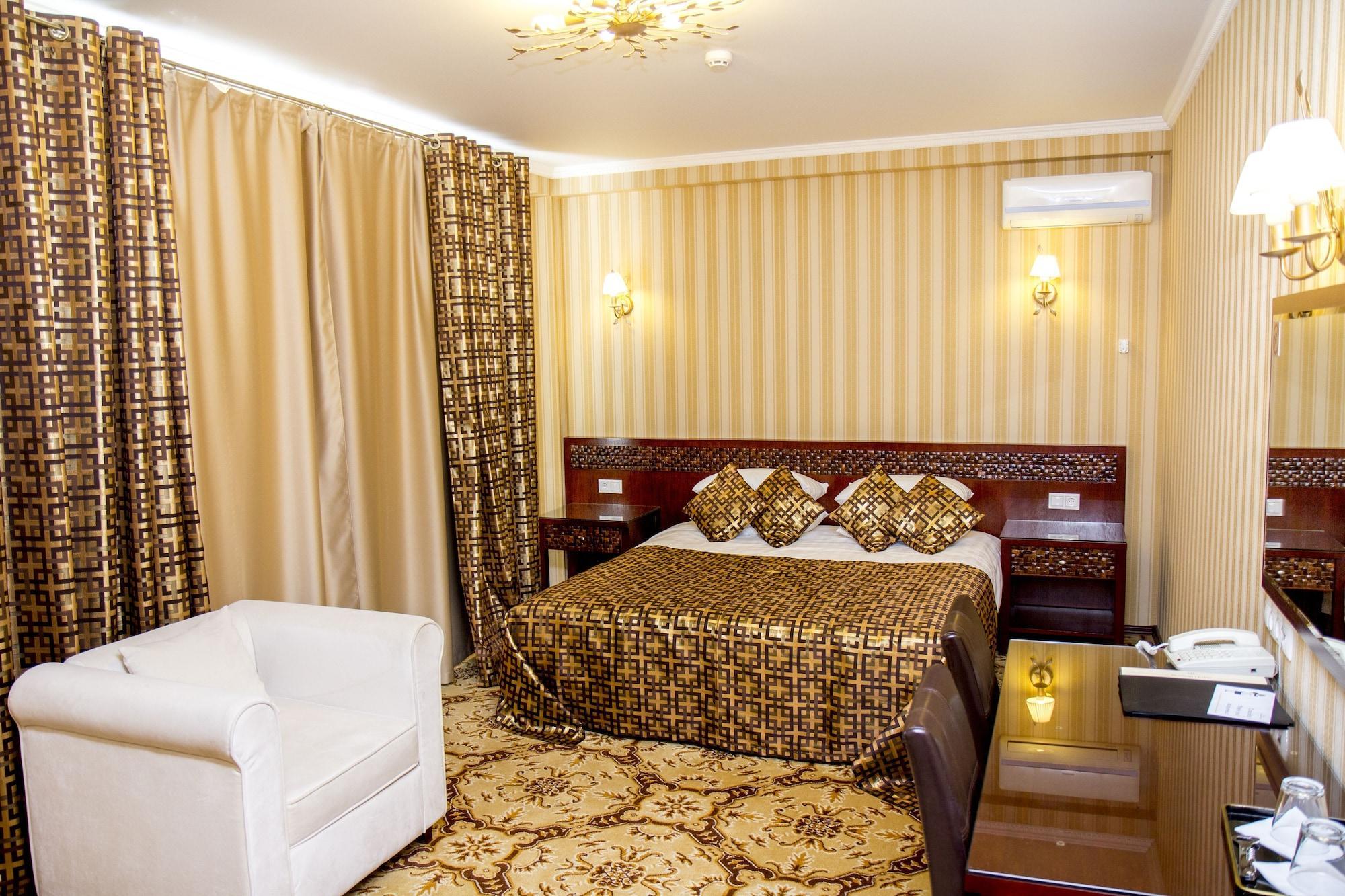 Klassik Hotel تشيسيناو المظهر الخارجي الصورة