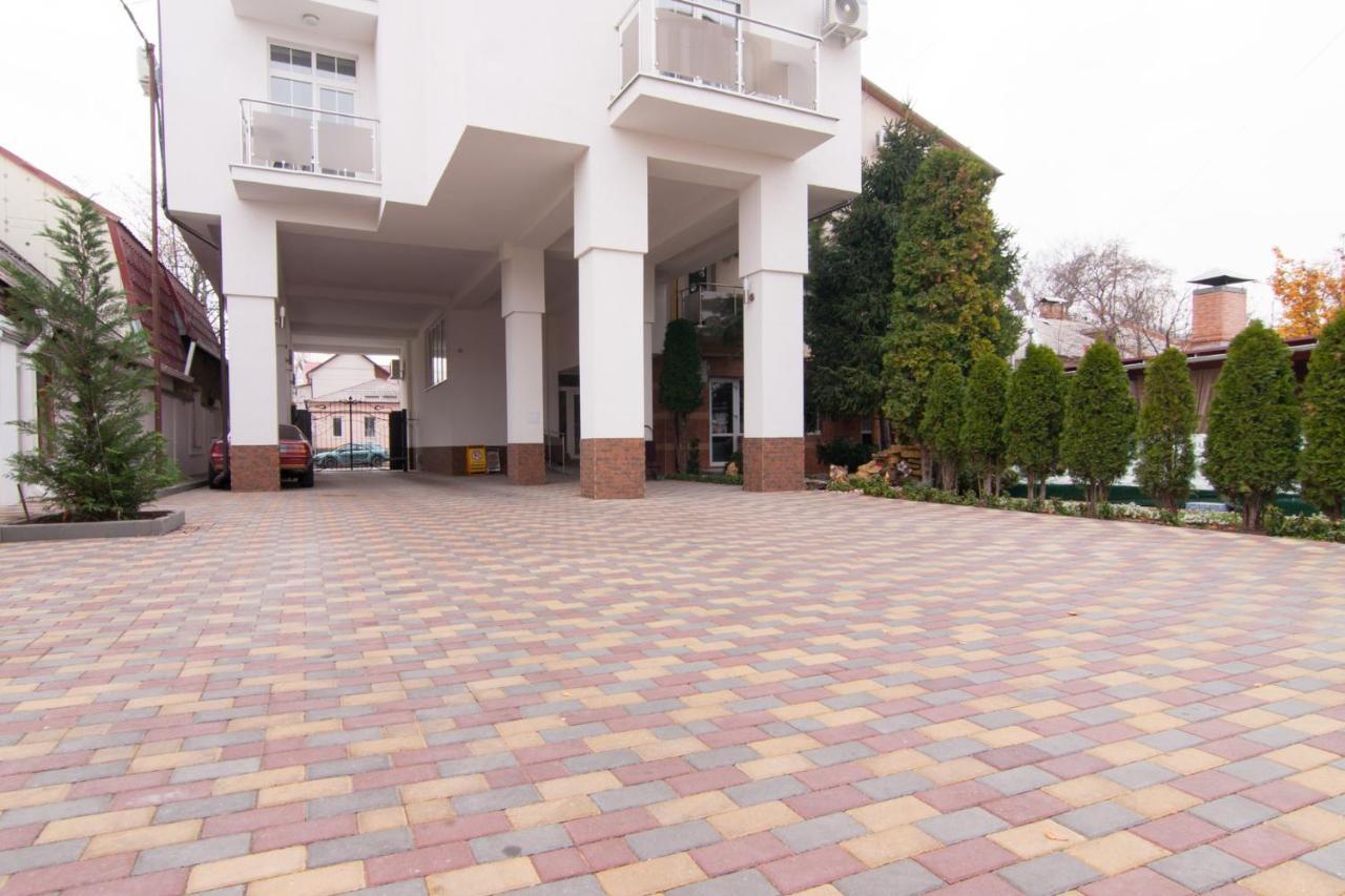 Klassik Hotel تشيسيناو المظهر الخارجي الصورة